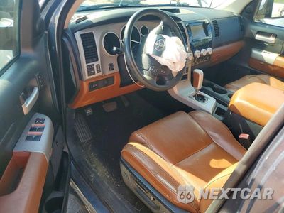 Zdjęcie 8 z 12 samochodu: 2008 TOYOTA TUNDRA DOUBLE CAB LIMITED VIN:5TBBV581X8S494518 - miniatura
