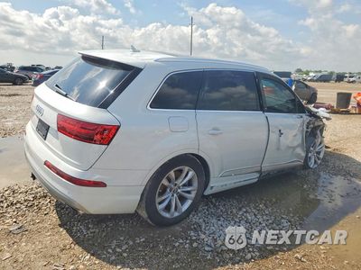 Trzecie zdjęcie samochodu z tyłu: 2019 AUDI Q7 PREMIUM PLUS VIN:WA1LAAF74KD010489 - miniatura
