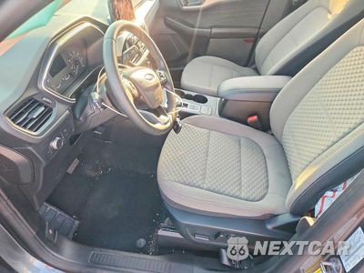 Zdjęcie 7 z 13 samochodu: 2022 FORD ESCAPE SE VIN:1FMCU9G68NUB21919 - miniatura