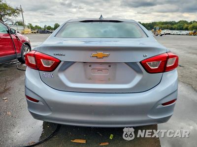 Zdjęcie 6 z 13 samochodu: 2018 CHEVROLET CRUZE LT VIN:1G1BE5SM0J7132376 - miniatura