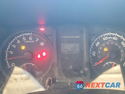 Zdjęcie 9 z 13 samochodu: 2017 TOYOTA TACOMA SR V6 VIN:3TMCZ5AN7HM113835 - miniatura