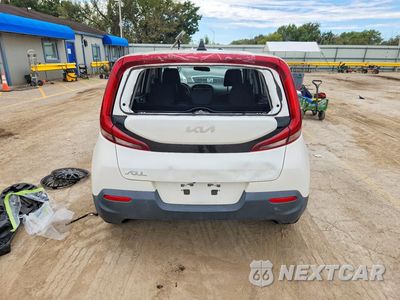 Zdjęcie 6 z 12 samochodu: 2022 KIA SOUL LX VIN:KNDJ23AU6N7164112 - miniatura