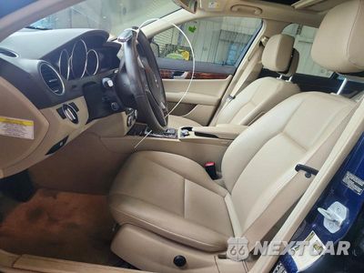 Zdjęcie 7 z 12 samochodu: 2013 MERCEDES-BENZ C 300 4MATIC VIN:WDDGF8AB2DR287246 - miniatura
