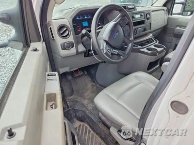 Zdjęcie 8 z 13 samochodu: 2023 FORD ECONOLINE E350 SUPER DUTY CUTAWAY VAN VIN:1FDWE3FK6PDD09931 - miniatura