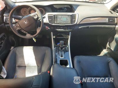 Zdjęcie 8 z 12 samochodu: 2016 HONDA ACCORD EXL VIN:1HGCR2F83GA142621 - miniatura