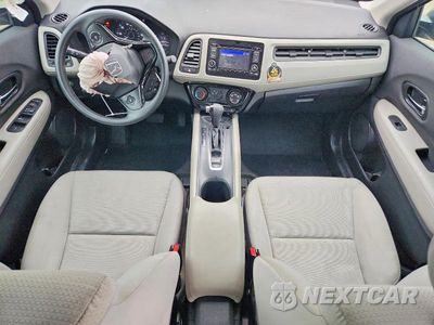Zdjęcie 8 z 13 samochodu: 2021 HONDA HR-V LX VIN:3CZRU6H38MM732872 - miniatura