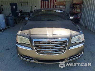 Piąte zdjęcie samochodu w środku: 2012 CHRYSLER 300 LIMITED VIN:2C3CCACG2CH210428 - miniatura