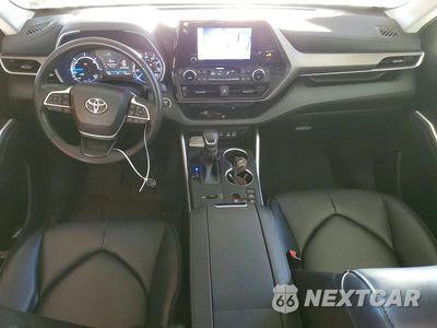Zdjęcie 8 z 13 samochodu: 2023 TOYOTA HIGHLANDER HYBRID XLE VIN:5TDKARAH6PS019853 - miniatura