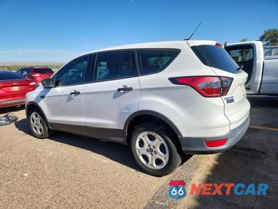 Drugie zdjęcie samochodu z przodu: 2017 FORD ESCAPE S VIN:1FMCU0F77HUC13940 - miniatura
