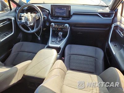 Zdjęcie 8 z 13 samochodu: 2022 TOYOTA RAV4 SE VIN:JTM16RFV4ND524908 - miniatura