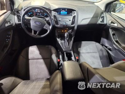 Zdjęcie 8 z 12 samochodu: 2018 FORD FOCUS SE VIN:1FADP3K20JL213758 - miniatura