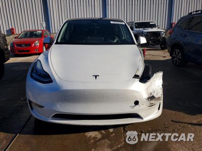 Piąte zdjęcie samochodu w środku: 2021 TESLA MODEL Y VIN:5YJYGDEE2MF254858 - miniatura