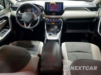 Zdjęcie 8 z 14 samochodu: 2021 TOYOTA RAV4 XLE VIN:2T3P1RFV8MW172491 - miniatura