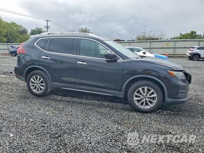 Czwarte zdjęcie samochodu z boku: 2018 NISSAN ROGUE SV VIN:KNMAT2MV5JP525870 - miniatura