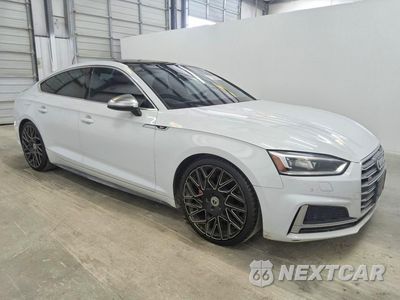 Czwarte zdjęcie samochodu z boku: 2018 AUDI S5 PREMIUM PLUS VIN:WAUB4CF50JA013857 - miniatura