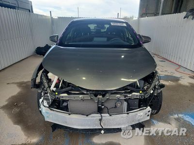 Piąte zdjęcie samochodu w środku: 2021 TOYOTA C-HR XLE VIN:JTNKHMBX6M1104166 - miniatura