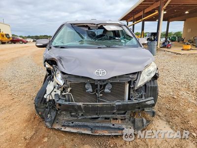 Piąte zdjęcie samochodu w środku: 2013 TOYOTA SIENNA LIMITED 7-PASSENGER VIN:5TDYK3DC8DS308474 - miniatura