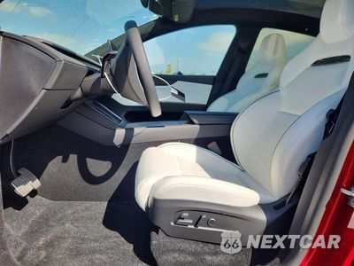 Zdjęcie 7 z 13 samochodu: 2026 TESLA MODEL Y VIN:7SAYGDET9TA718239 - miniatura