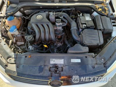 Zdjęcie 11 z 12 samochodu: 2013 VOLKSWAGEN JETTA BASE VIN:3VW2K7AJ8DM238083 - miniatura