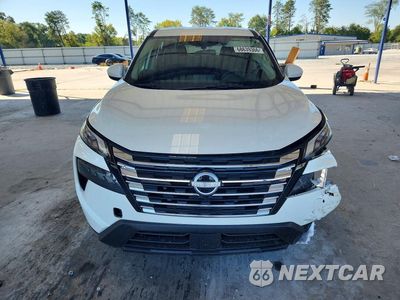 Piąte zdjęcie samochodu w środku: 2025 NISSAN ROGUE SV VIN:5N1BT3BA4SC866689 - miniatura