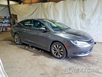 Czwarte zdjęcie samochodu z boku: 2015 CHRYSLER 200 S VIN:1C3CCCDG2FN543783 - miniatura