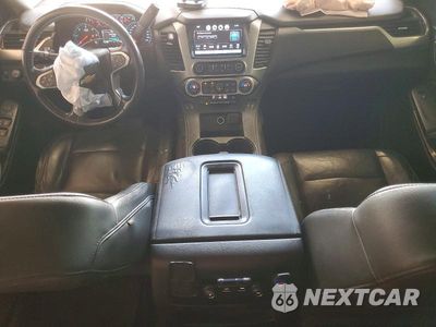 Zdjęcie 8 z 13 samochodu: 2018 CHEVROLET SUBURBAN K1500 LT VIN:1GNSKHKC3JR159544 - miniatura