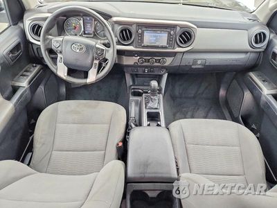 Zdjęcie 8 z 12 samochodu: 2019 TOYOTA TACOMA SR5 V6 VIN:3TMAZ5CN0KM088286 - miniatura