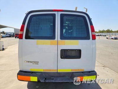 Zdjęcie 6 z 13 samochodu: 2016 CHEVROLET EXPRESS G2500 VIN:1GCWGAFF0G1198185 - miniatura