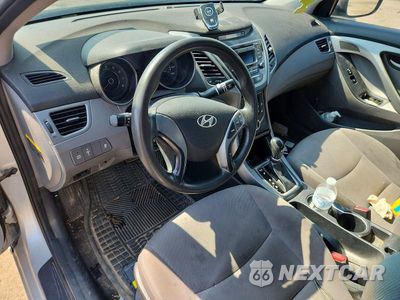 Zdjęcie 8 z 12 samochodu: 2016 HYUNDAI ELANTRA SE VIN:5NPDH4AE0GH695427 - miniatura