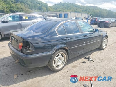 Trzecie zdjęcie samochodu z tyłu: 2002 BMW 3ER XI VIN:WBAEW53432PG09271 - miniatura