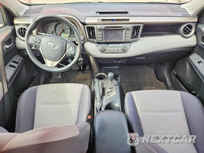 Zdjęcie 8 z 13 samochodu: 2014 TOYOTA RAV4 XLE VIN:2T3RFREV4EW167558 - miniatura