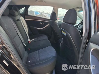 Zdjęcie 10 z 12 samochodu: 2013 HYUNDAI ELANTRA GT BASE VIN:KMHD35LE4DU082712 - miniatura