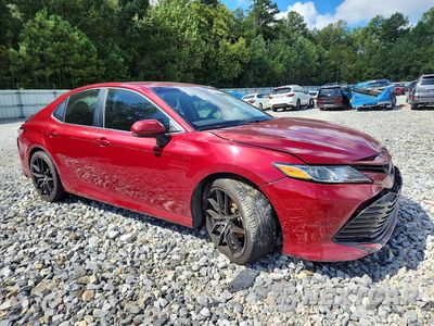 Czwarte zdjęcie samochodu z boku: 2020 TOYOTA CAMRY LE VIN:4T1C11AK2LU384520 - miniatura