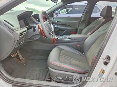 Zdjęcie 7 z 12 samochodu: 2023 HYUNDAI SONATA SEL PLUS VIN:KMHL44J27PA299138 - miniatura