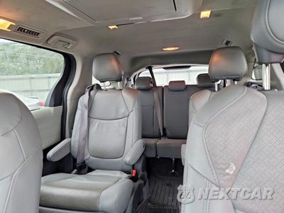Zdjęcie 10 z 13 samochodu: 2024 TOYOTA SIENNA LIMITED 7-PASSENGER VIN:5TDZSKFCXRS150416 - miniatura