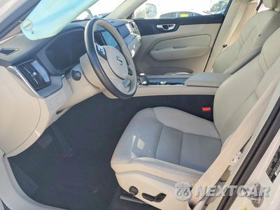 Zdjęcie 7 z 13 samochodu: 2023 VOLVO XC60 PLUS VIN:YV4L12RN0P1389180 - miniatura