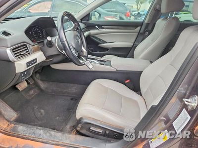 Zdjęcie 7 z 12 samochodu: 2020 HONDA ACCORD TOURING VIN:1HGCV2F99LA017640 - miniatura