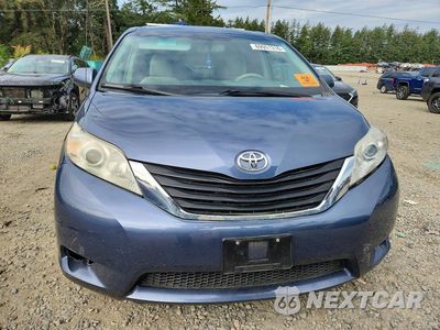 Piąte zdjęcie samochodu w środku: 2014 TOYOTA SIENNA LE VIN:5TDKK3DC9ES517536 - miniatura
