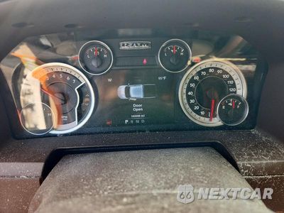 Zdjęcie 9 z 12 samochodu: 2014 RAM 1500 LARAMIE VIN:1C6RR7NT3ES347964 - miniatura