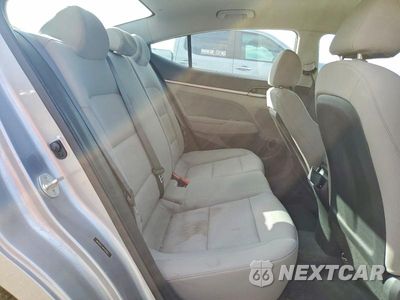 Zdjęcie 10 z 12 samochodu: 2017 HYUNDAI ELANTRA SE VIN:5NPD84LF0HH162002 - miniatura