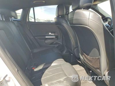 Zdjęcie 11 z 14 samochodu: 2021 MERCEDES-BENZ GLA 250 4MATIC VIN:W1N4N4HB0MJ196434 - miniatura