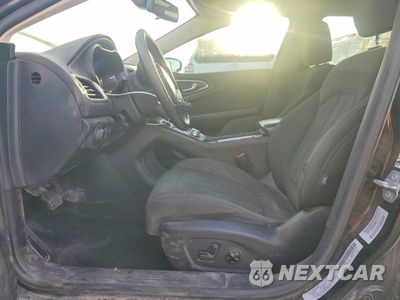 Zdjęcie 7 z 12 samochodu: 2016 CHRYSLER 200 LIMITED VIN:1C3CCCAB0GN136930 - miniatura