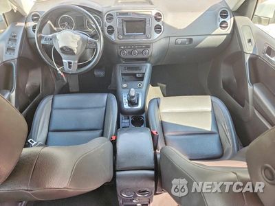 Zdjęcie 8 z 13 samochodu: 2016 VOLKSWAGEN TIGUAN S VIN:WVGAV7AX4GW529142 - miniatura