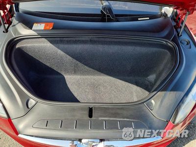 Zdjęcie 11 z 12 samochodu: 2018 TESLA MODEL X VIN:5YJXCDE28JF101961 - miniatura