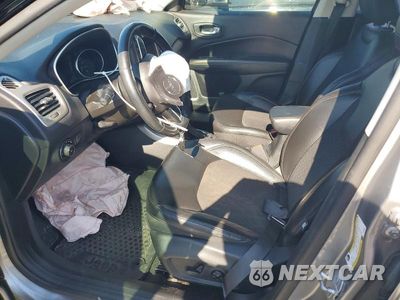 Zdjęcie 7 z 13 samochodu: 2018 JEEP COMPASS LATITUDE VIN:3C4NJDBB1JT200902 - miniatura