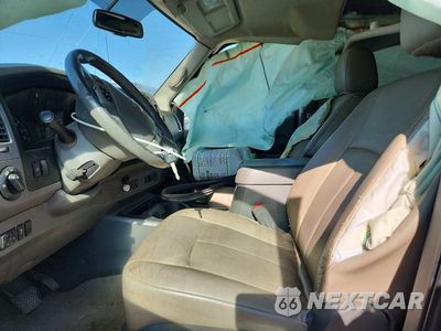 Zdjęcie 7 z 13 samochodu: 2016 NISSAN NV 3500 HD S VIN:5BZAF0AA4GN852343 - miniatura