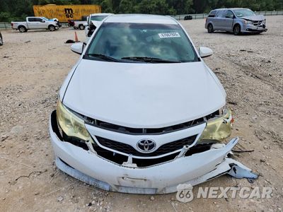 Piąte zdjęcie samochodu w środku: 2014 TOYOTA CAMRY SE VIN:4T1BF1FK2EU377589 - miniatura