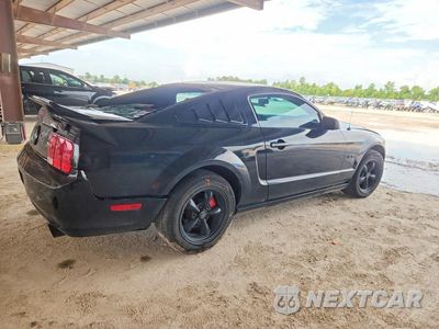 Trzecie zdjęcie samochodu z tyłu: 2008 FORD MUSTANG GT VIN:1ZVHT82H585109982 - miniatura