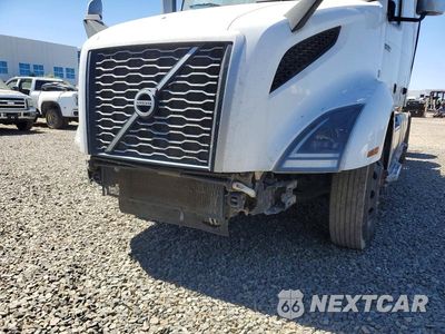 Zdjęcie 14 z 14 samochodu: 2022 VOLVO VNL SEMI TRUCK VIN:4V4NC9EH9NN312588 - miniatura