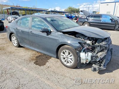 Czwarte zdjęcie samochodu z boku: 2025 TOYOTA CAMRY LE VIN:4T1DAACKXSU562335 - miniatura